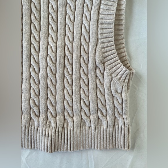 Princess Polly Cream Cropped Sweater Vest - Picture 4 of 5